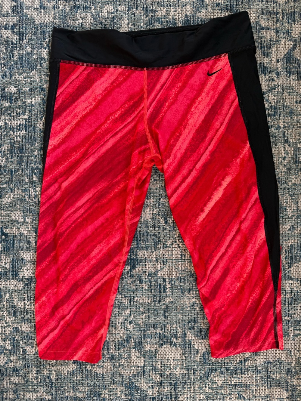 Nike Workout Capris 💥 Flash Sale